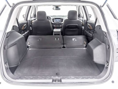 Used 2021 GMC Terrain SLE w/ Driver Convenience Package FWD image 39