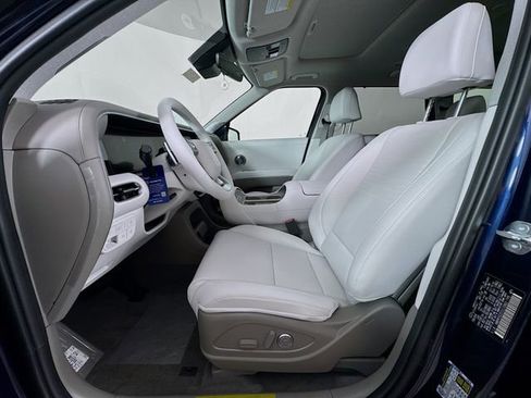New 2026 Hyundai Palisade Limited FWD image 40