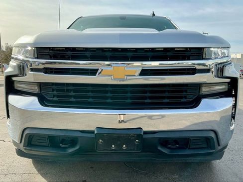 Used 2020 Chevrolet Silverado 1500 LT w/ Texas Edition image 9