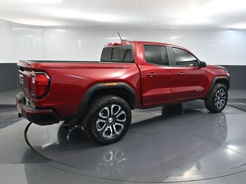 Used 2024 GMC Canyon AT4 w/ AT4 Premium Package image 6