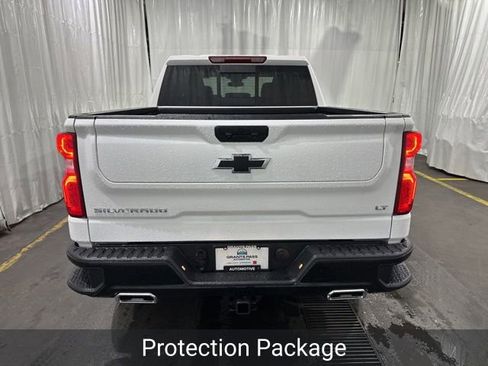 Used 2026 Chevrolet Silverado 1500 LT Trail Boss w/ Convenience Package II AWD/4WD image 4