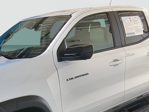 Used 2026 Chevrolet Colorado ZR2 w/ Technology Package image 8