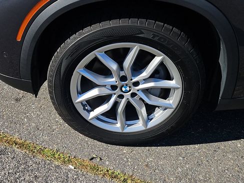 Used 2019 BMW X5 xDrive40i w/ Convenience Package AWD/4WD image 7