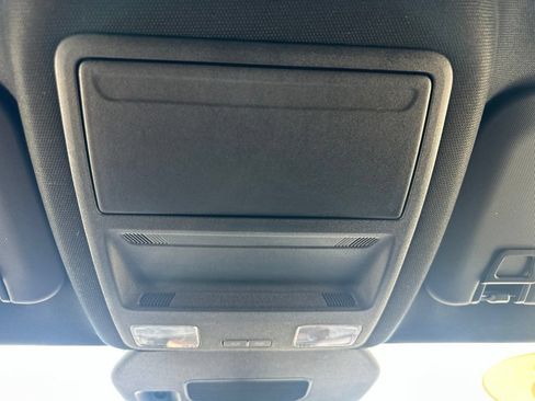 Used 2023 Ford Escape ST-Line AWD/4WD image 9