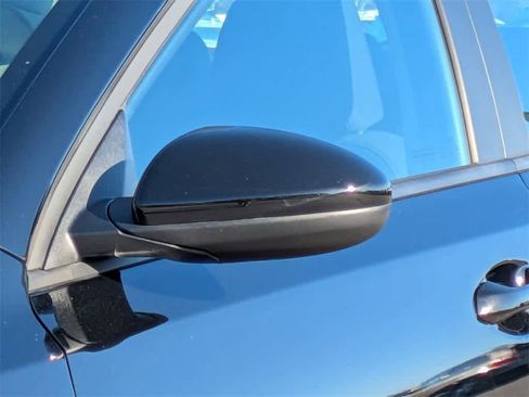 Used 2024 Kia Forte LXS image 11