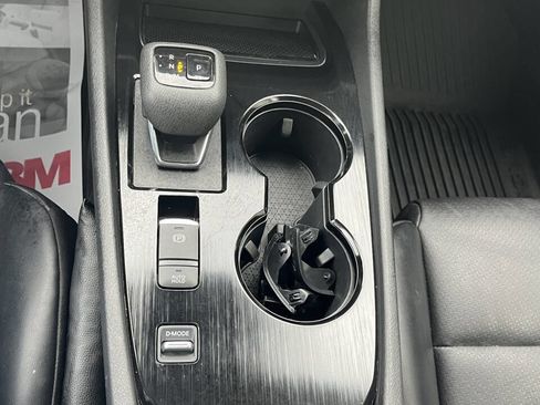 Used 2023 Nissan Rogue SV w/ SV Premium B Package image 17