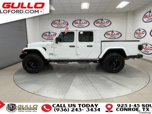 Used 2023 Jeep Gladiator Overland w/ Popular Equipment Package AWD/4WD image 5