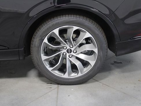 New 2025 Lincoln Aviator 2WD w/ Jet Appearance Package image 57