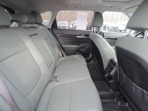 Used 2024 Kia Seltos SX w/ SX Sunroof Package image 33