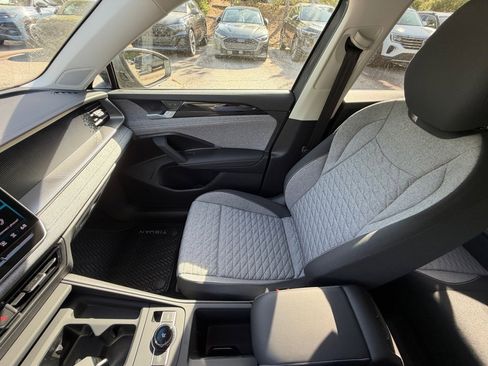 New 2026 Volkswagen Tiguan S AWD/4WD image 28