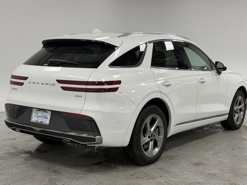 New 2026 Genesis GV70 2.5T Advanced image 4