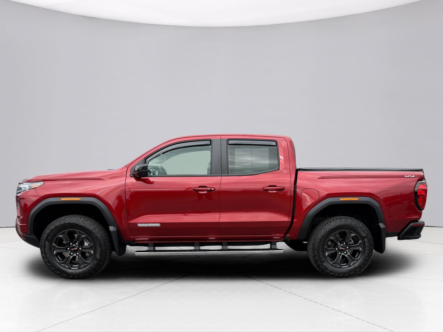 Used 2025 GMC Canyon Elevation w/ Convenience Package AWD/4WD image 2