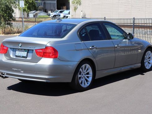 Used 2011 BMW 328i Sedan RWD image 7