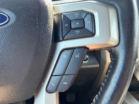 Used 2018 Ford F150 Lariat w/ Equipment Group 502A Luxury AWD/4WD image 57