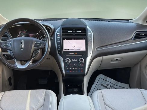 Used 2017 Lincoln MKC Reserve image 45