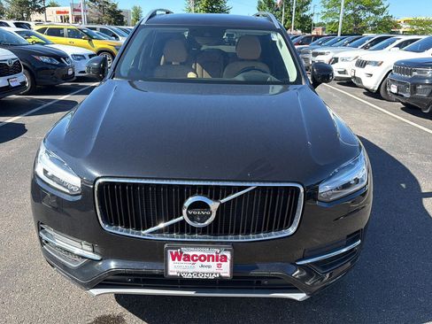 Used 2016 Volvo XC90 T6 Momentum w/ Momentum Plus Package AWD/4WD image 3