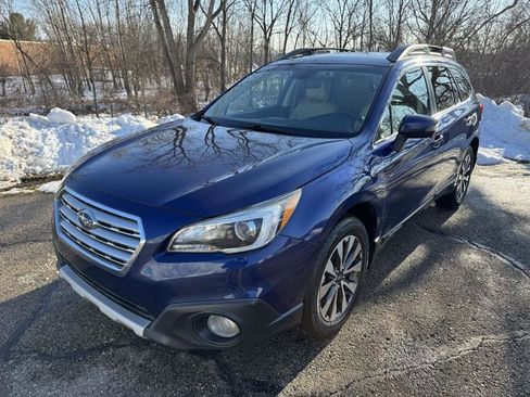 Used 2015 Subaru Outback 2.5i Limited image 1
