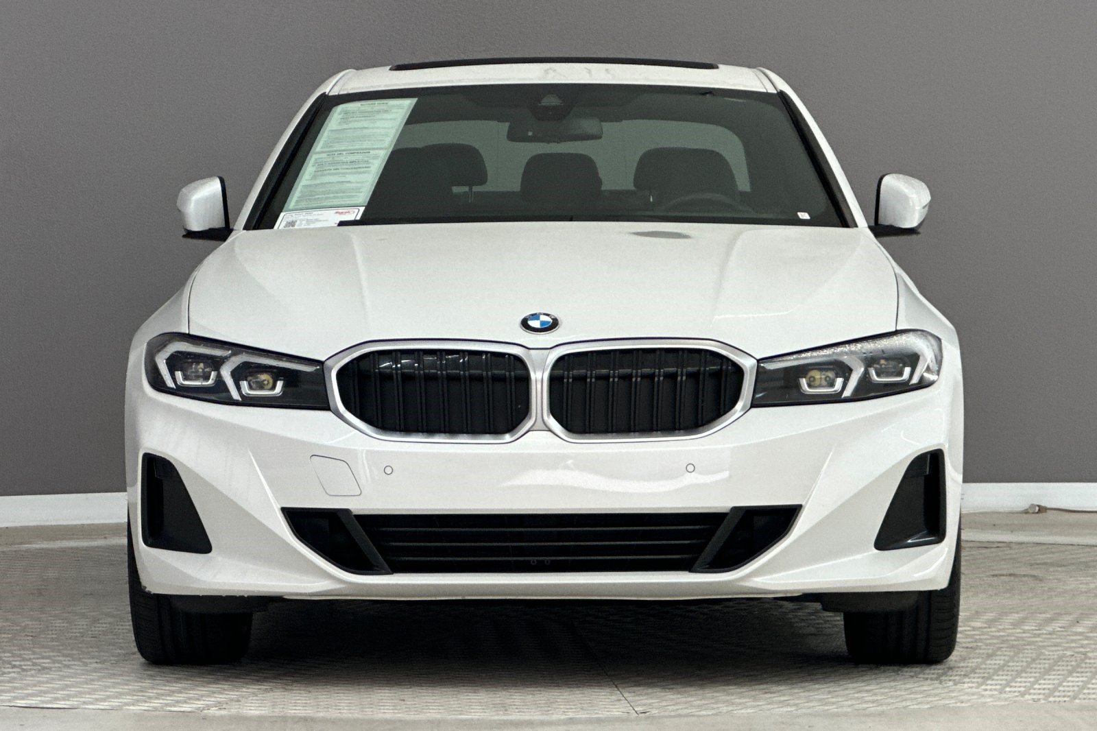 Certified 2024 BMW 330i Sedan w/ Premium Package RWD image 5