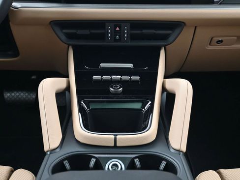 New 2026 Porsche Cayenne AWD/4WD image 10