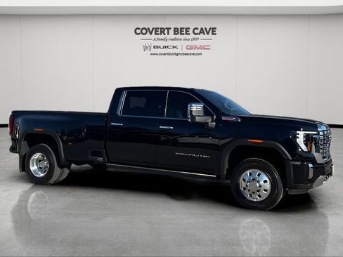 Used 2025 GMC Sierra 3500 Denali w/ Denali Reserve Package image 12