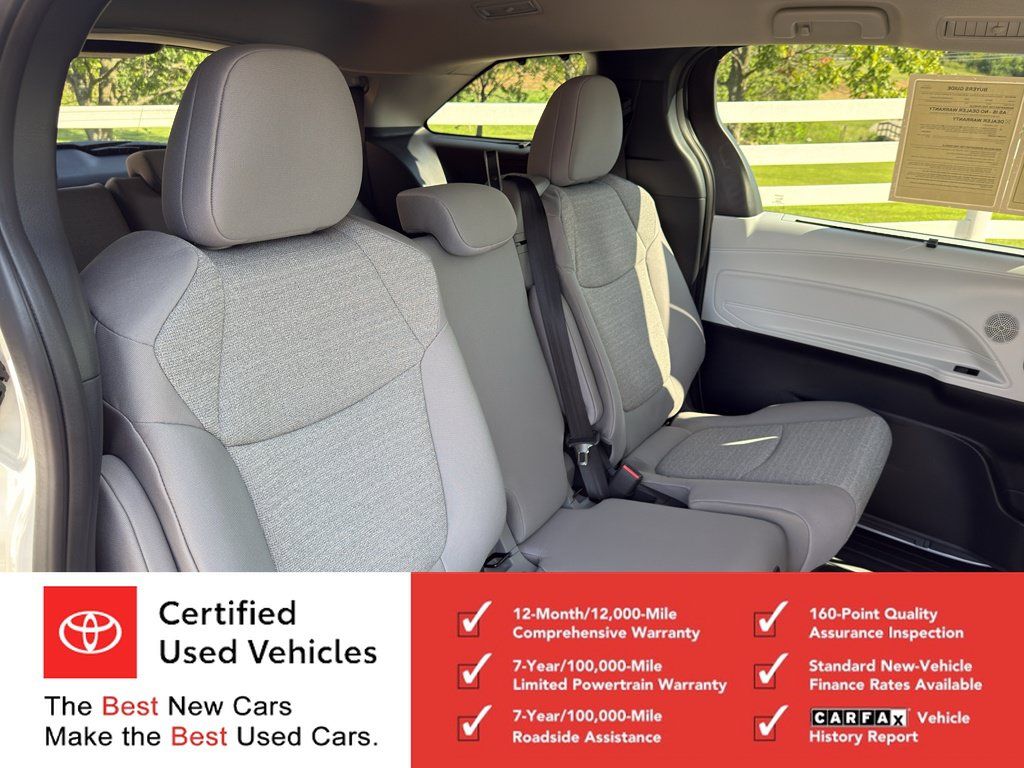 Certified 2026 Toyota Sienna LE FWD image 14