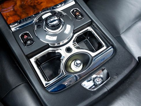 Used 2012 Rolls-Royce Ghost RWD image 79