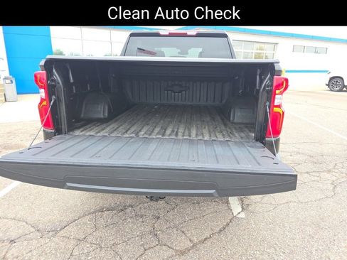 Used 2022 Chevrolet Silverado 1500 LT Trail Boss w/ Protection Package AWD/4WD image 6