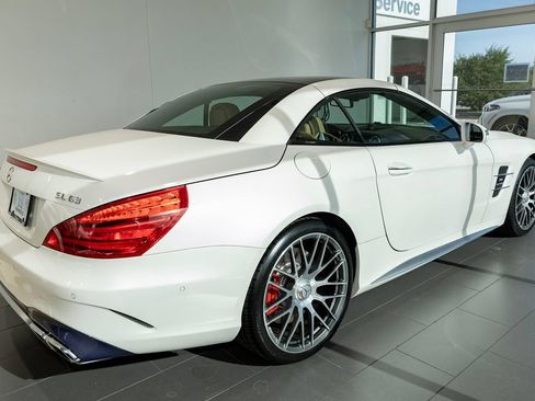 Used 2019 Mercedes-Benz SL 63 AMG image 16