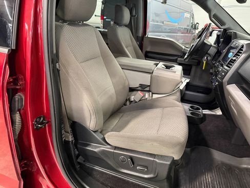 Used 2017 Ford F150 XLT w/ Equipment Group 302A Luxury AWD/4WD image 10