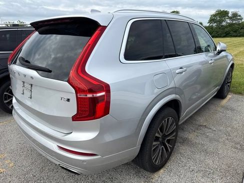 Used 2020 Volvo XC90 T5 Momentum AWD/4WD image 5