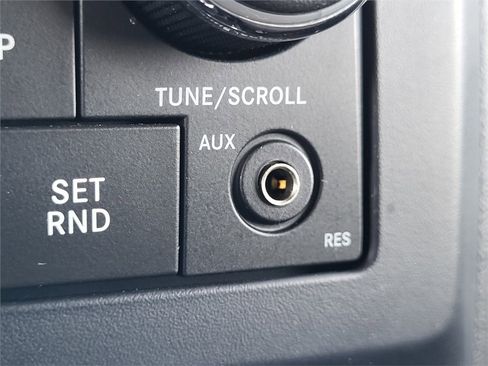 Used 2016 Jeep Patriot Sport image 14