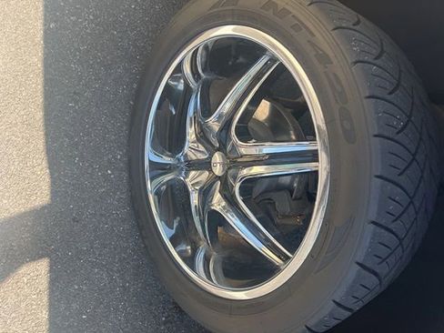 Certified 2018 Chevrolet Silverado 1500 LT w/ All Star Edition AWD/4WD image 6