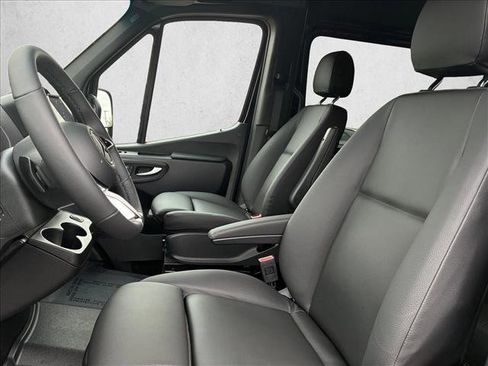 Used 2026 Mercedes-Benz Sprinter 2500 image 11
