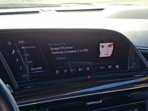 Used 2023 Cadillac Escalade Premium Luxury image 20