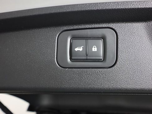 New 2025 Nissan Armada PRO-4X image 37