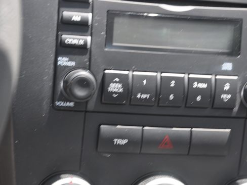 Used 2009 Kia Spectra LX FWD image 21