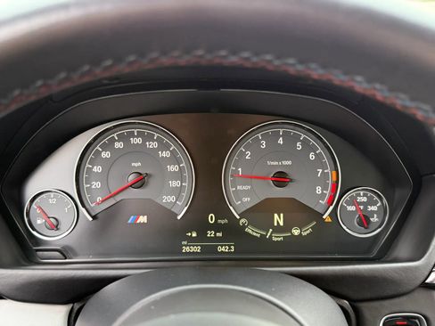 Used 2020 BMW M4 Coupe w/ Competition Package image 19
