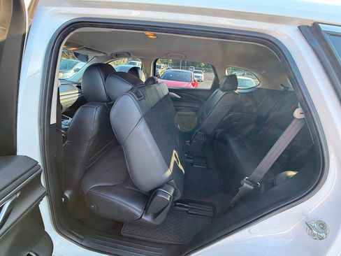 Used 2022 MAZDA CX-9 Touring image 24