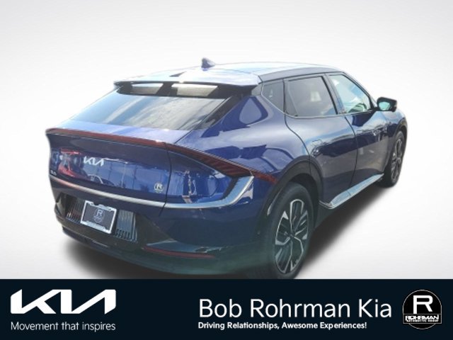 Used 2024 Kia EV6 Wind w/ Wind Technology Package AWD/4WD image 4