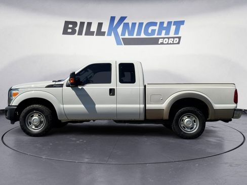 Used 2016 Ford F250 XL w/ Power Equipment Group image 2