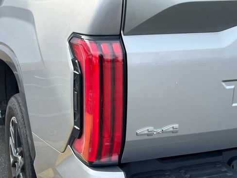 Used 2023 Toyota Tundra Limited AWD/4WD image 20