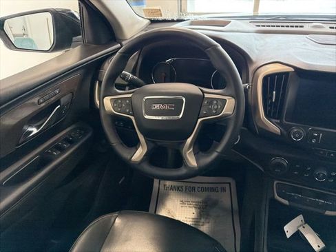 Used 2023 GMC Terrain Denali w/ Denali Premium Package image 33