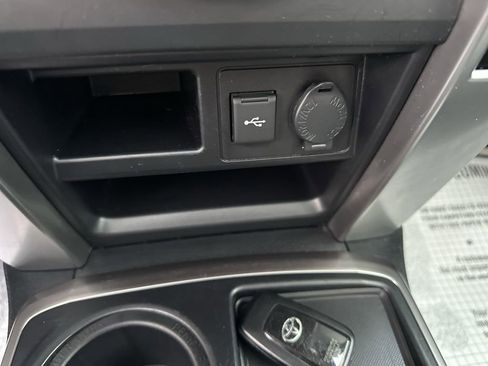 Used 2022 Toyota 4Runner SR5 Premium image 27