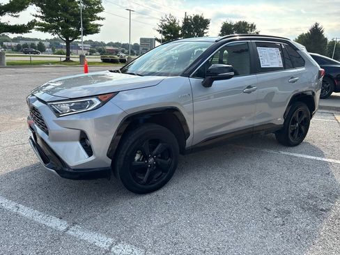 Used 2020 Toyota RAV4 XSE w/ XSE Grade Weather Package AWD/4WD image 14