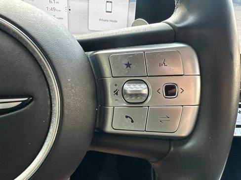 Used 2023 Genesis GV60 Advanced AWD/4WD image 14