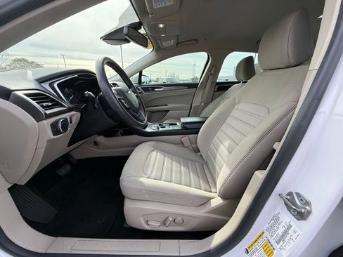 Certified 2020 Ford Fusion SE image 17