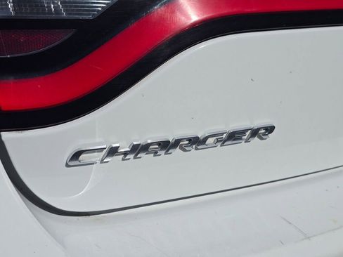 Used 2023 Dodge Charger SXT image 9