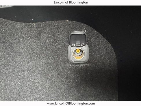 Used 2023 MAZDA CX-5 Carbon Edition image 57