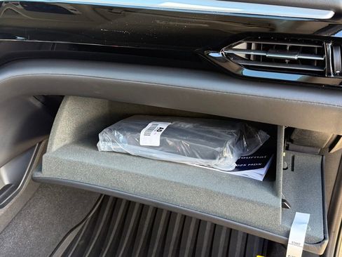 Certified 2025 Acura MDX w/ Technology Package image 24