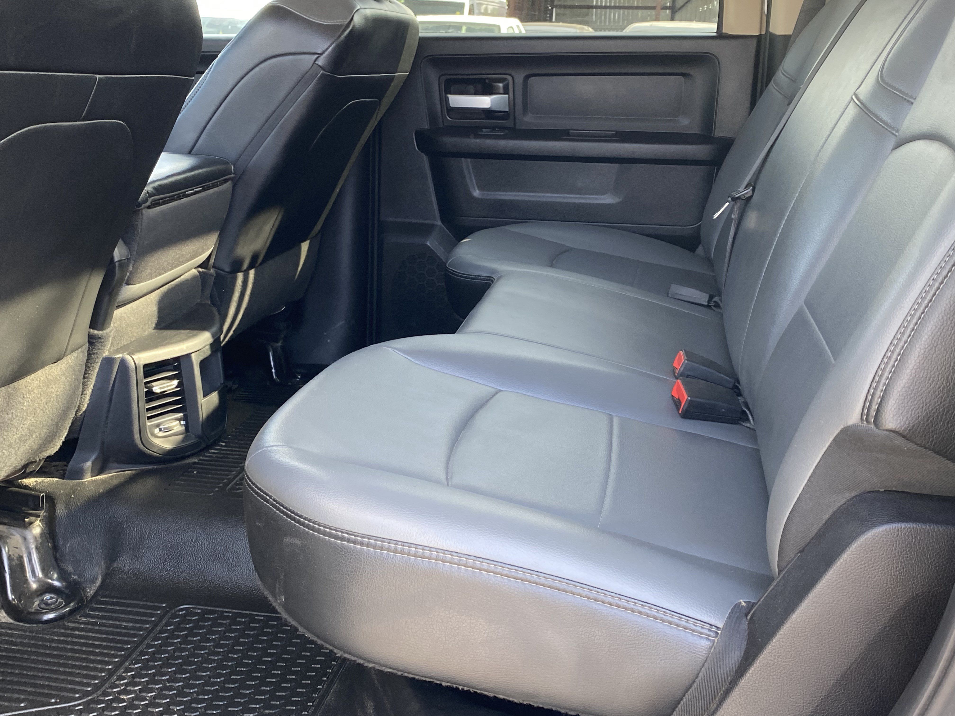 Used 2019 RAM 2500 Tradesman w/ Safety Group AWD/4WD image 17